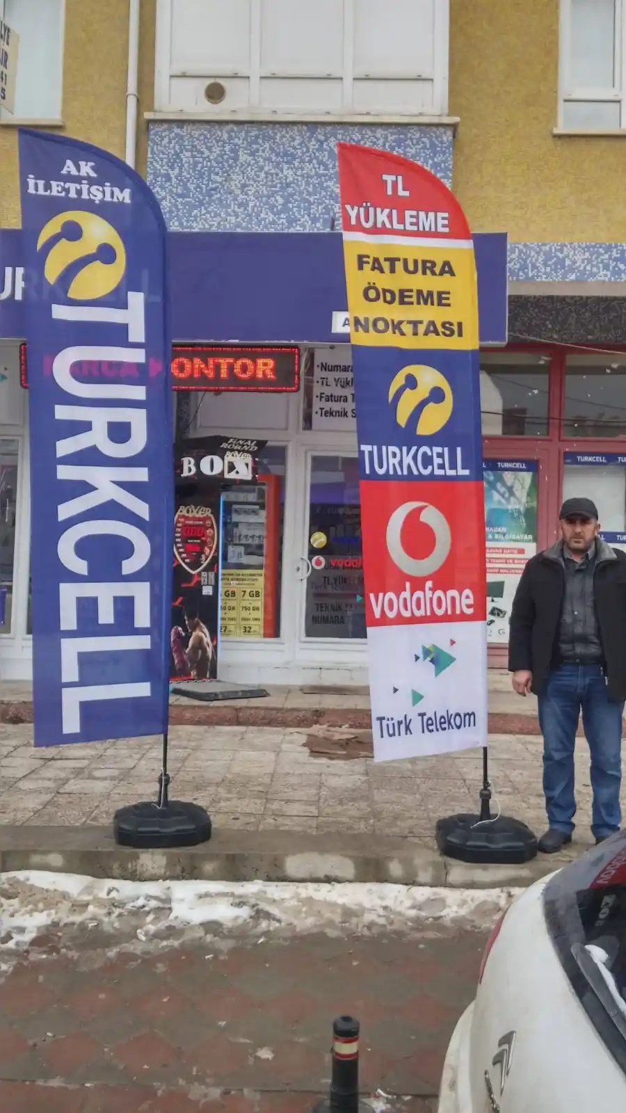 Cep Telefoncu Yelken Bayrakları Cep Telefoncu Yelken Bayrakları